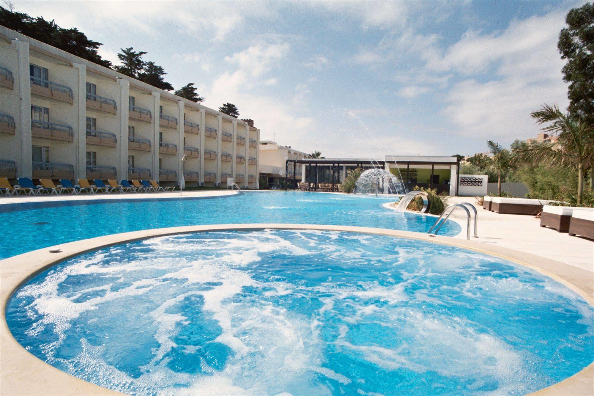 Hotel Malibu Foz - La Maison Younan